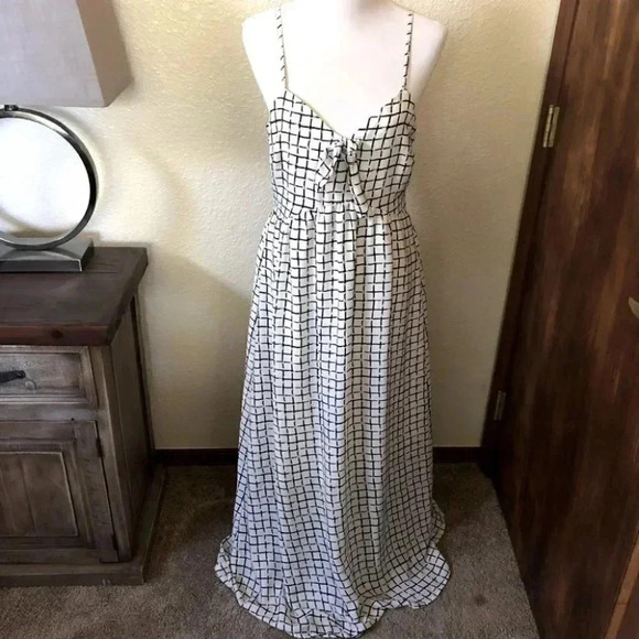 moon Black and White Maxi Dress Long Plaid Gingham Window Pane Tie Front: M - Picture 1 of 12